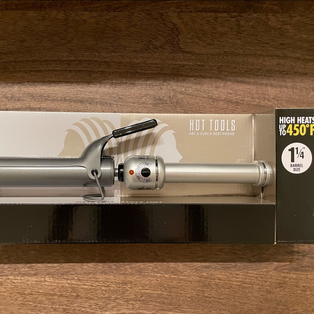 Hot Tools Platinum 1 1/4” Curling Iron- New in BOx